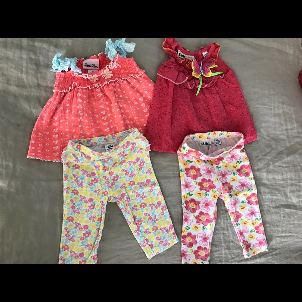 Set of tunics and leggings